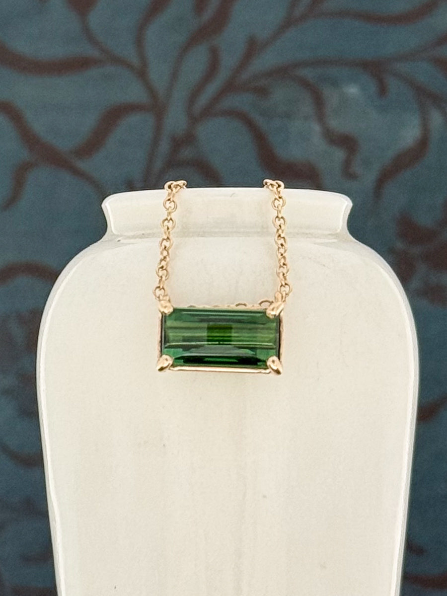 14K Horizon Green Tourmaline Necklace
