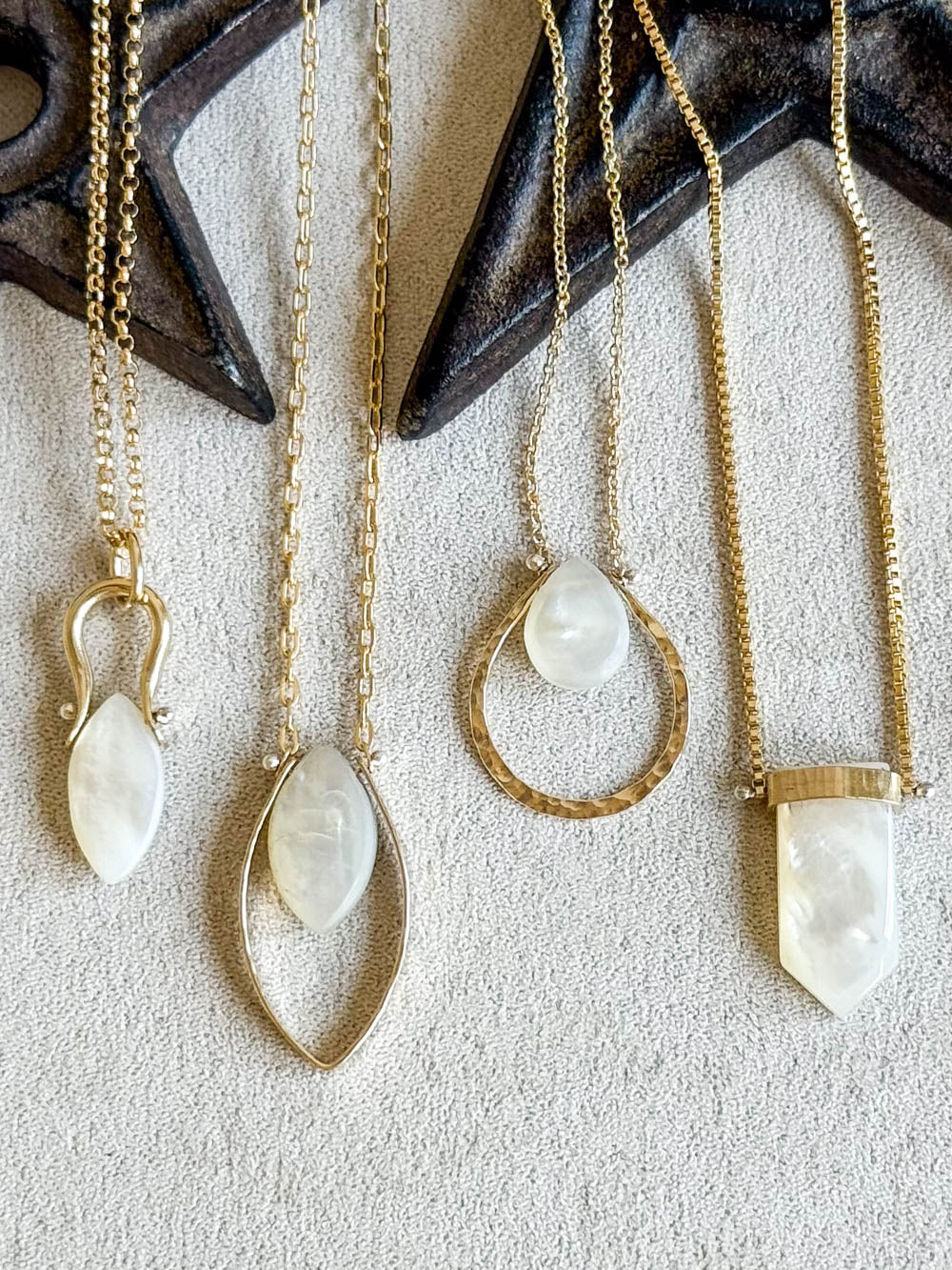 Mona Necklace
