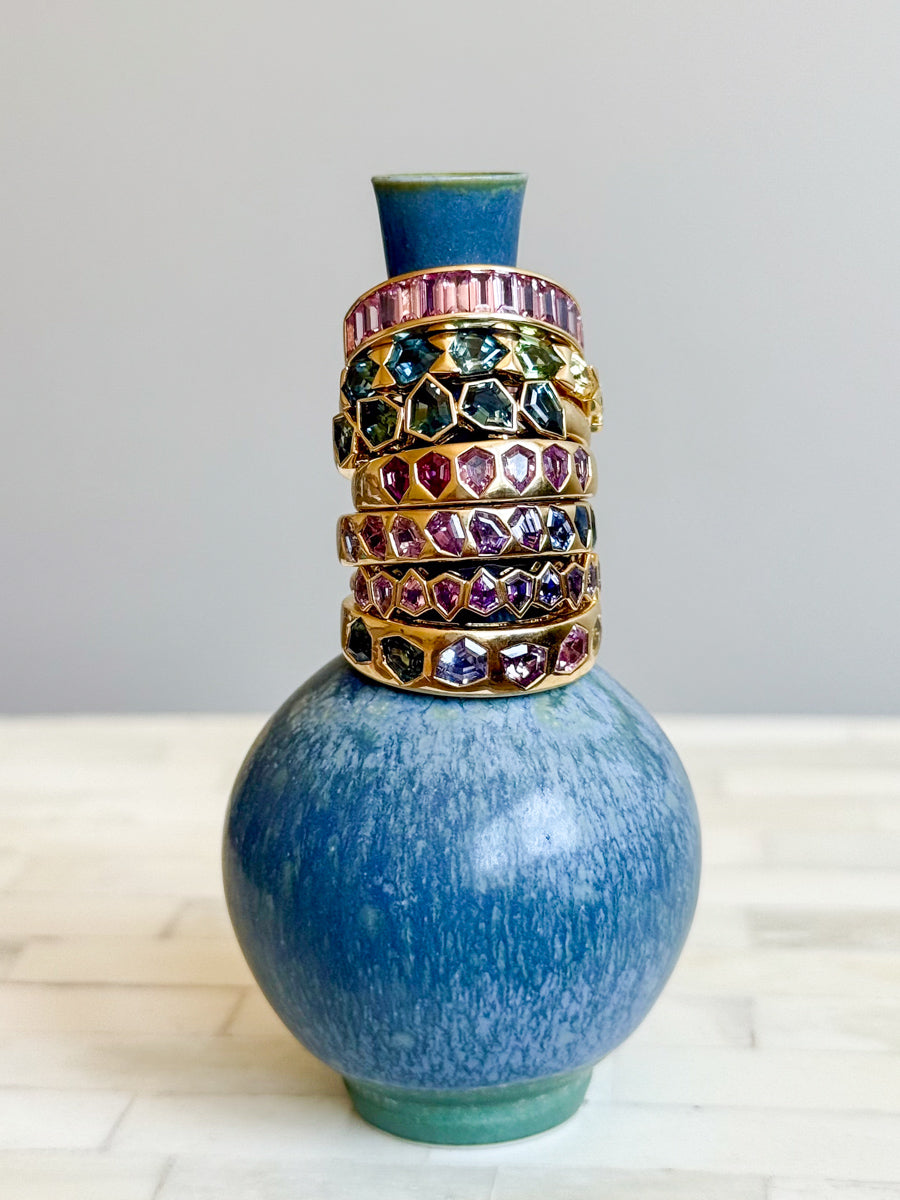 18K Floating Shield Blue/Green Sapphire Stacking Ring