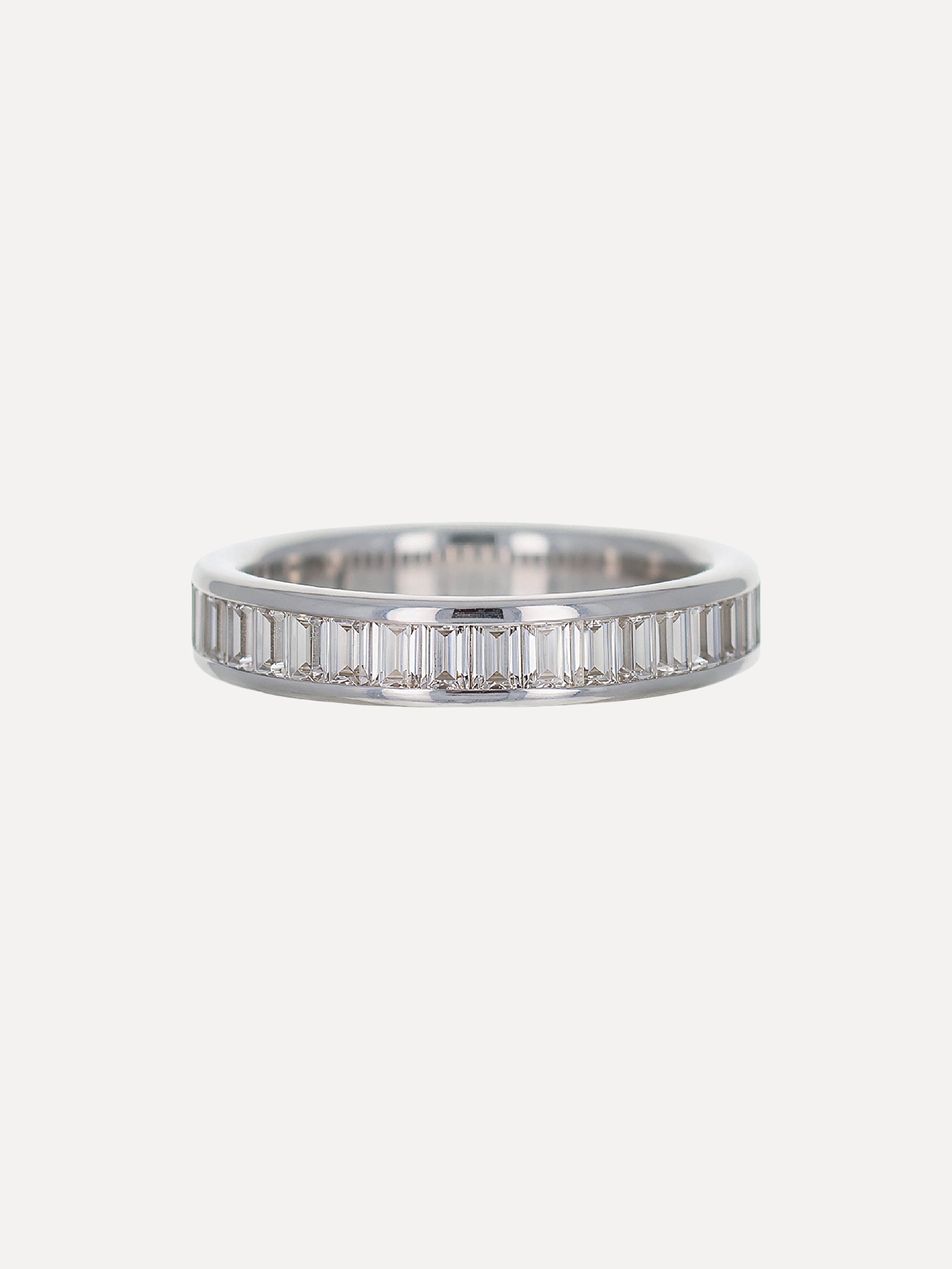 18K SImone Channel-Set Baguette Diamond Band