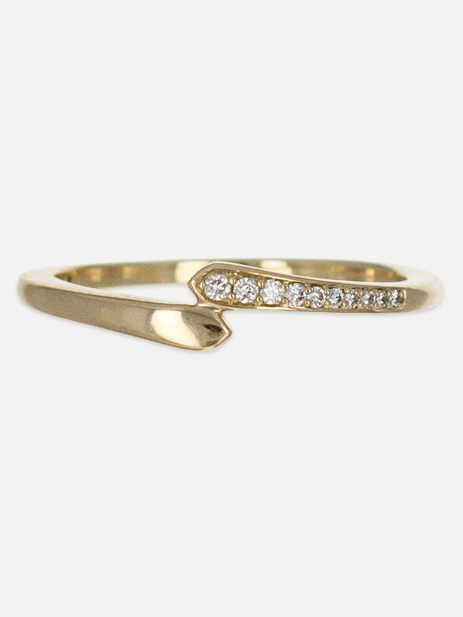 14K Delicate Crossover Diamond Band