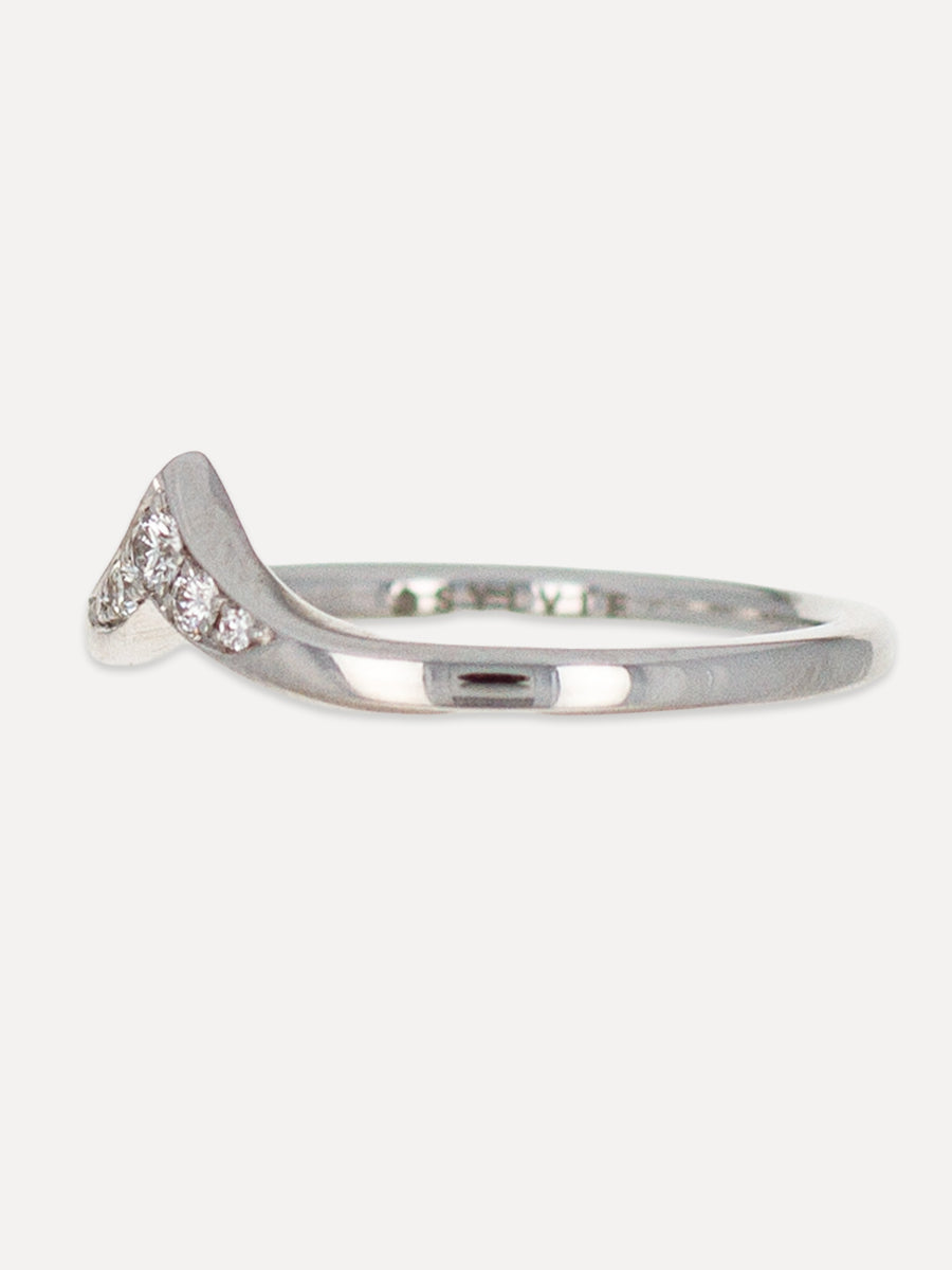 14K Pointed Five Diamond Contour Band