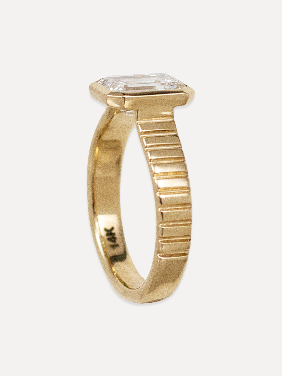 14k Emerald Cut Diamond Fluted Ring