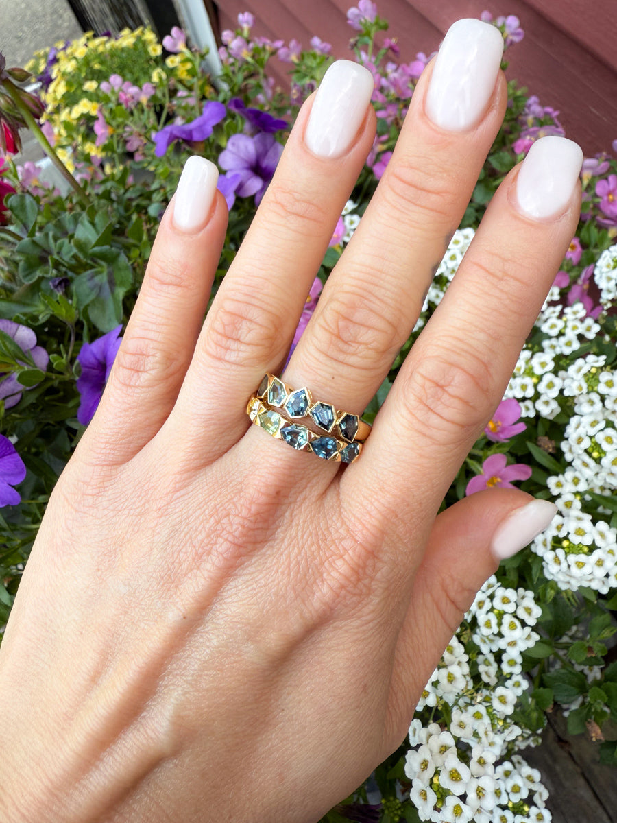 18K Floating Shield Blue/Green Sapphire Stacking Ring