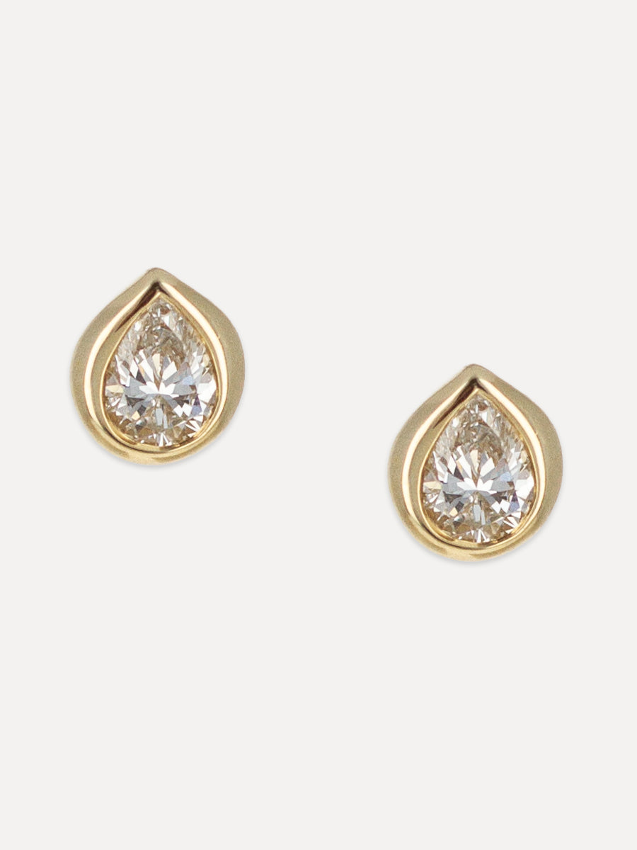 14K Elegant Shell Pear-Shaped Diamond Studs