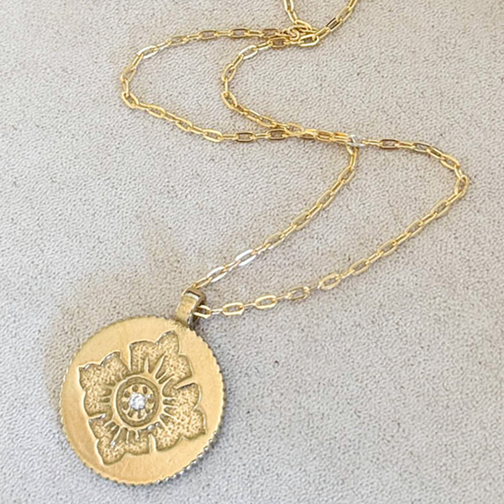 Lulu Flower Necklace - Large