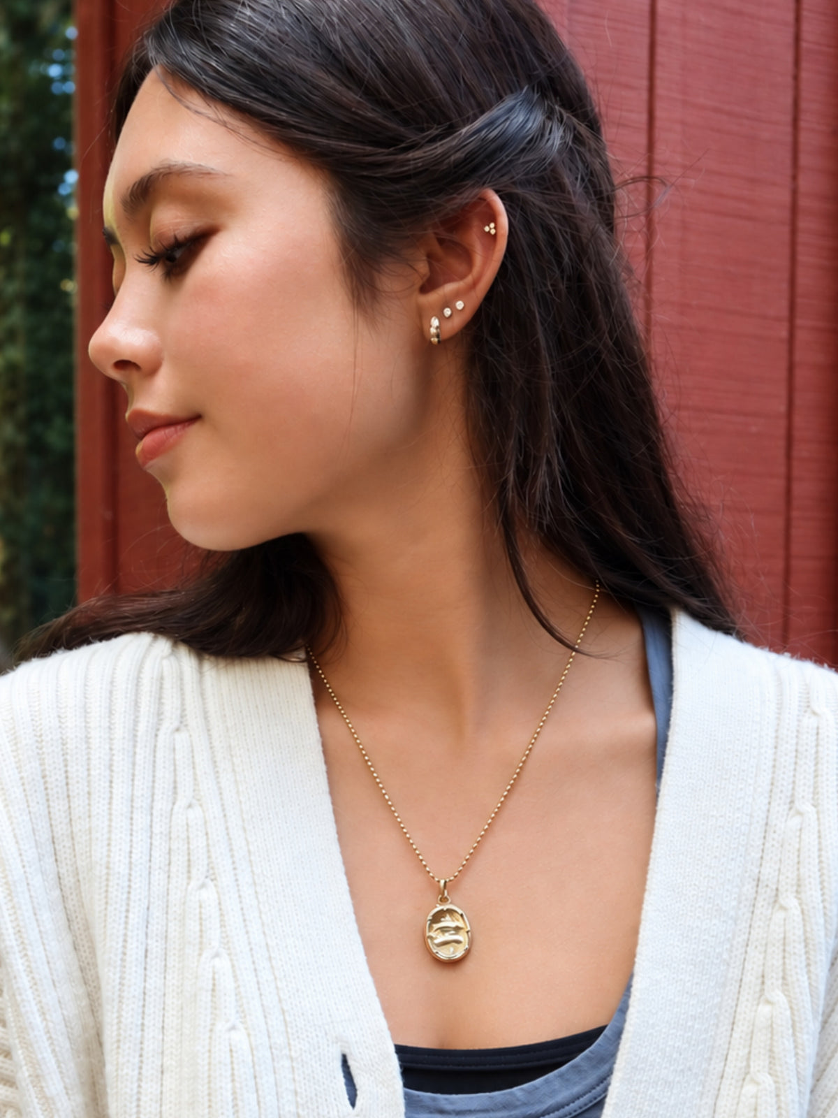 Pisces Zodiac Cameo Charm
