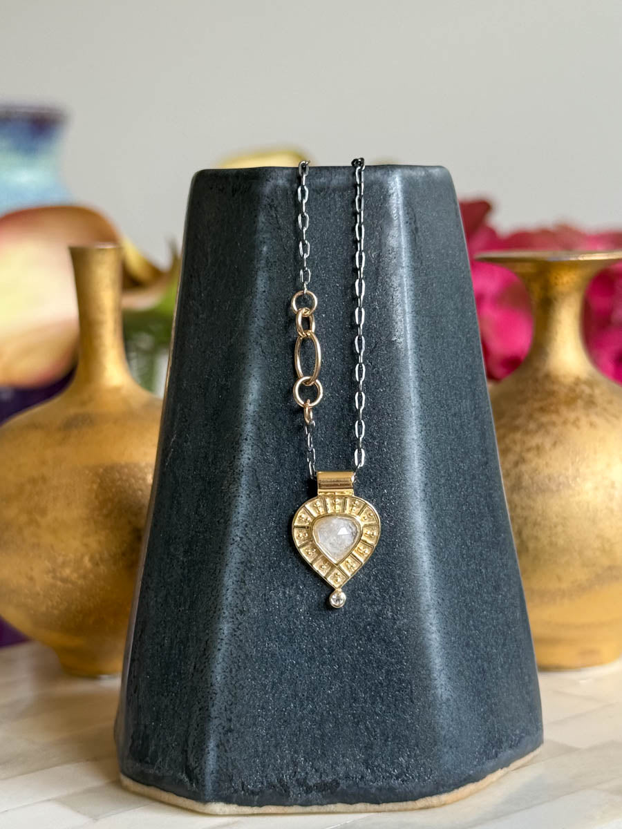 Priva Necklace