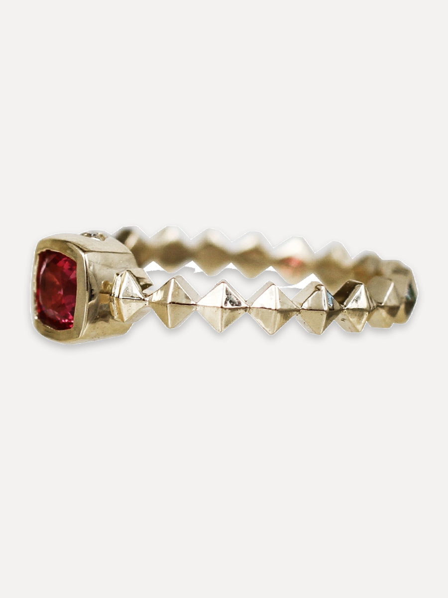 14K Cushion Stacking Band