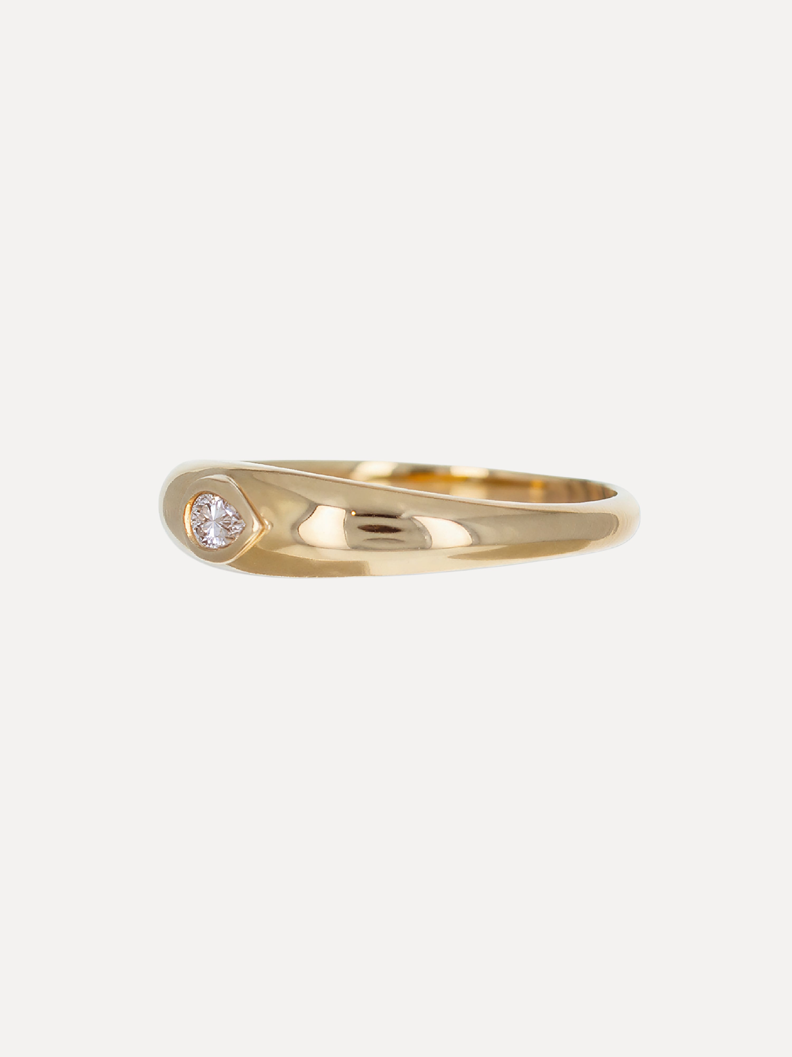 14K Pear-Shaped Diamond Tapered Band