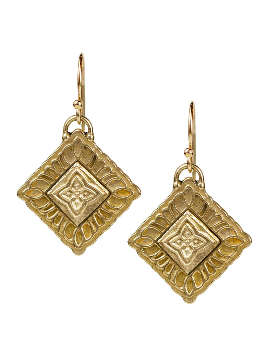 Sutra Earrings "evolve your mind"