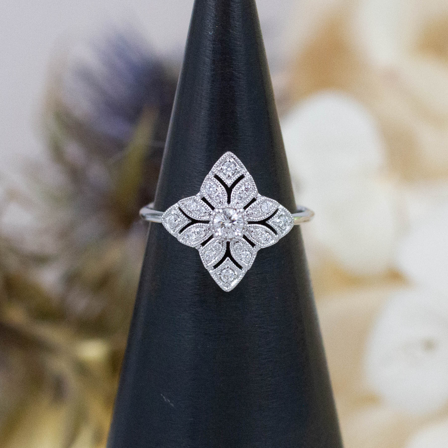 18K Diamond Deco 4-Petal Ring
