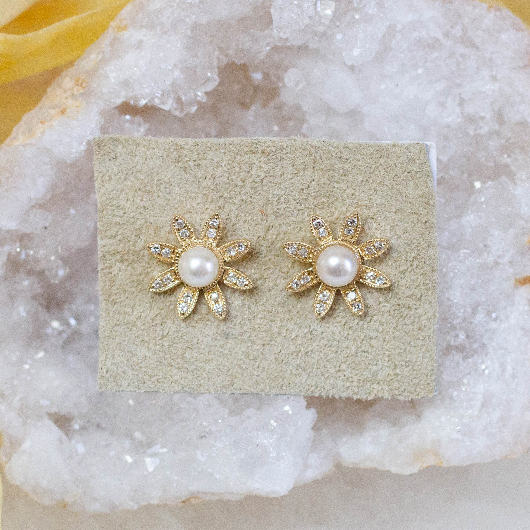 14K Diamond & Pearl Flower Posts
