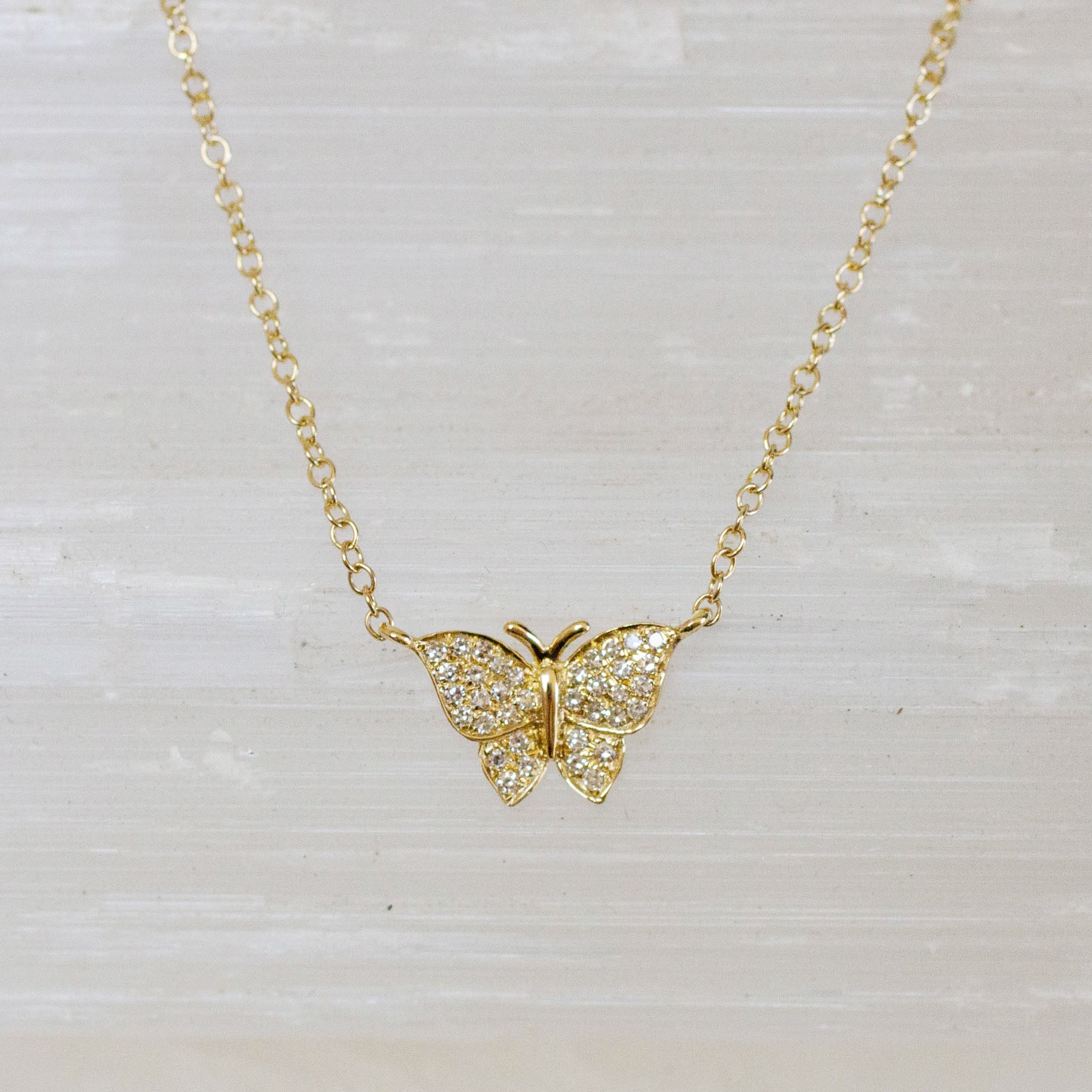 Diamond-cut Butterfly Necklace 10K Yellow Gold 18