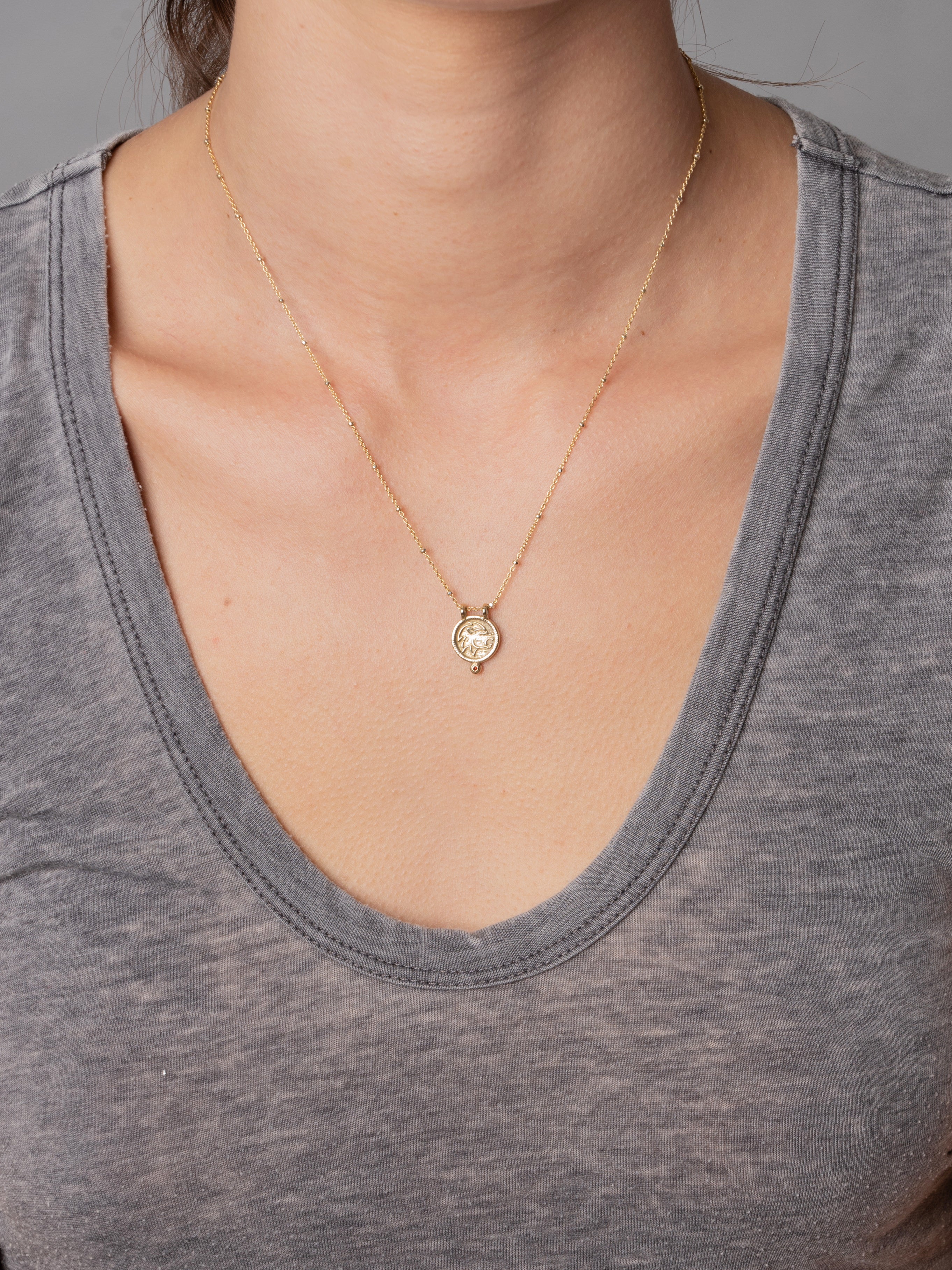 Zodiac Necklace - leo